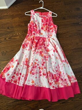 Donna Morgan Pink and Coral Floral Sleeveless Dress